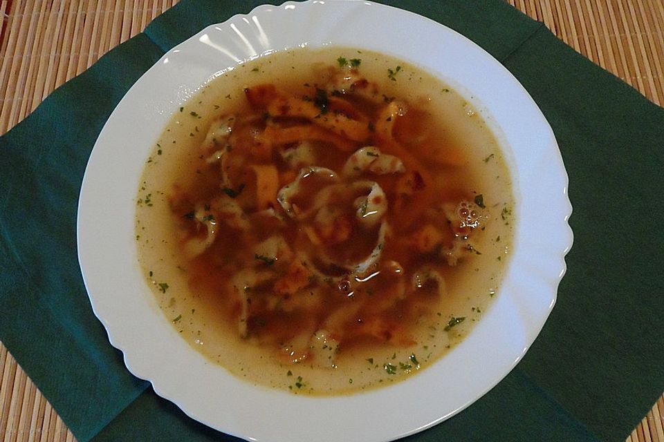 Flädlesuppe Flädlesuppe