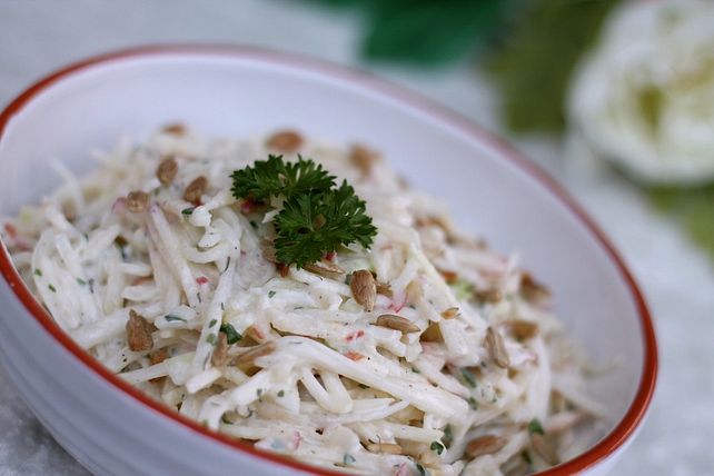 Kohlrabisalat mit Apfel von bata63| Chefkoch