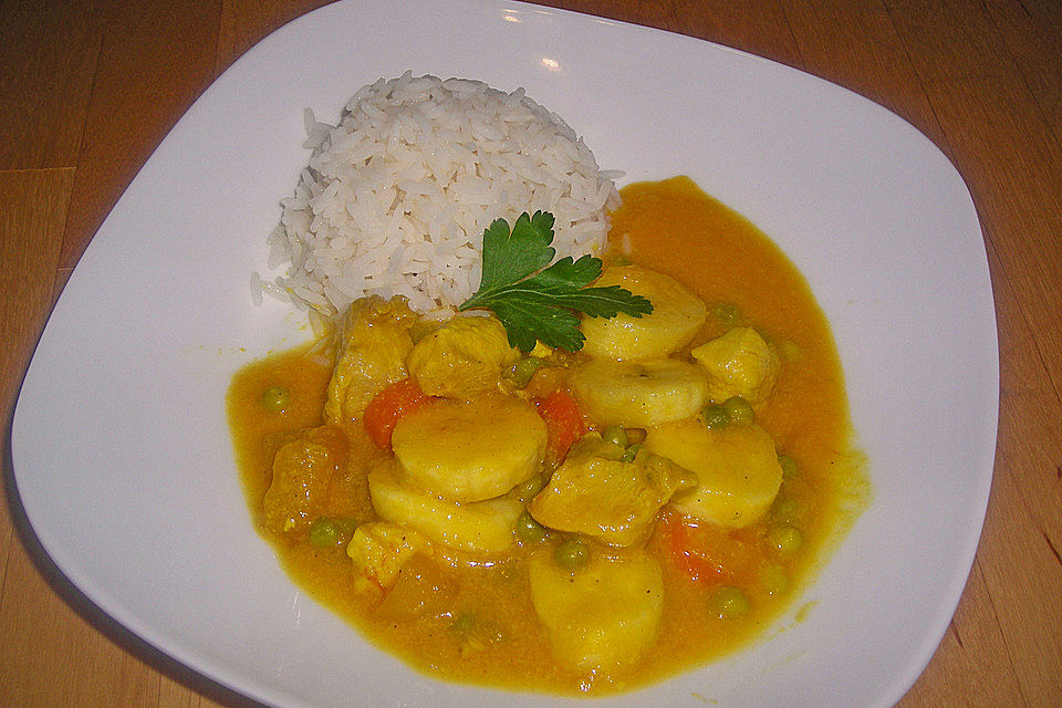 Putengeschnetzeltes in Curry - Bananen - Sauce