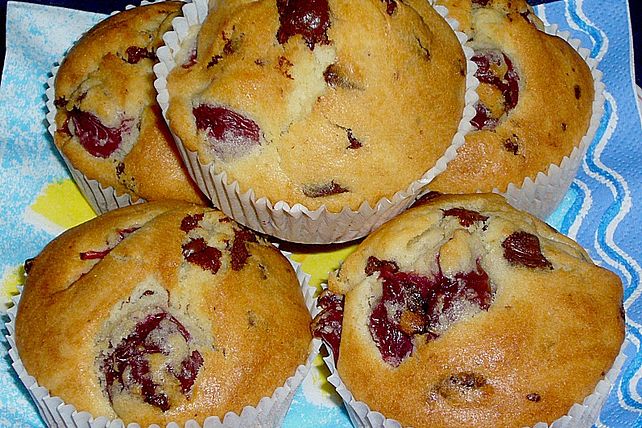 Kirsch - Muffins mit Schoko - Stückchen von kleinemama3 | Chefkoch