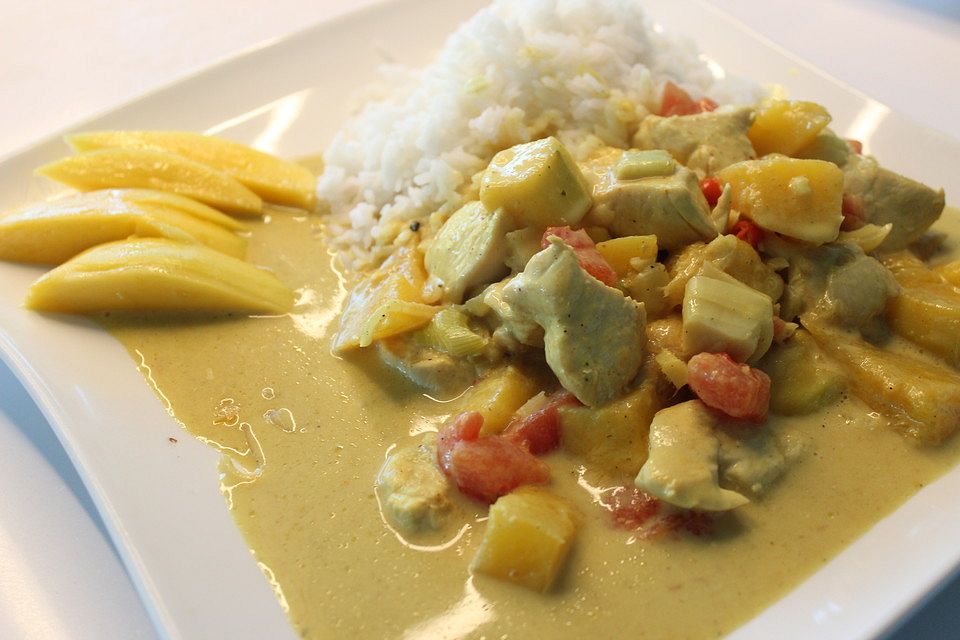 Hähnchencurry mit Mango und Kokosmilch