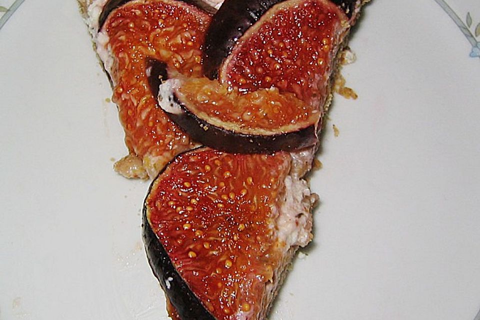 Feigen - Tarte mit Ziegenfrischkäse und Kräutern