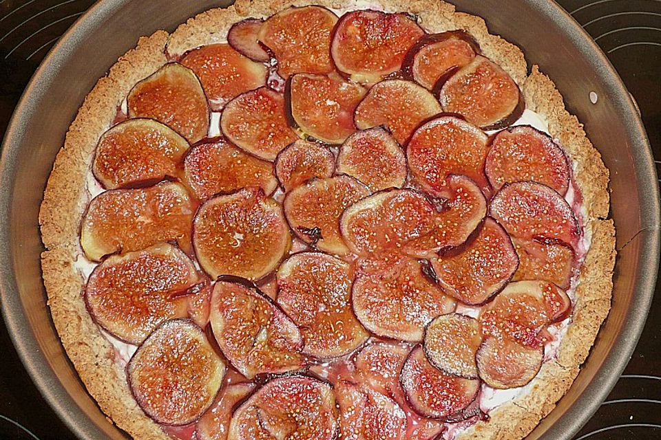 Feigen - Tarte mit Ziegenfrischkäse und Kräutern