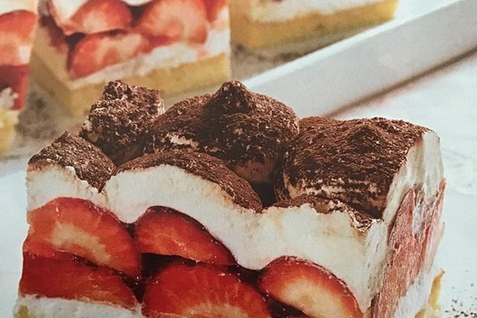 Erdbeer - Tiramisu - Schnitten