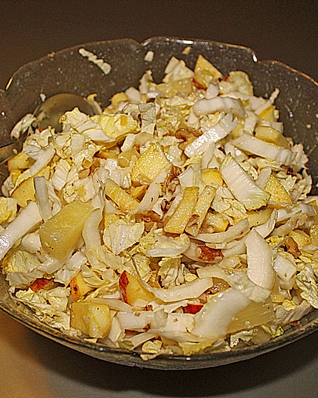 Chinakohlsalat mit Ananas und Ingwer