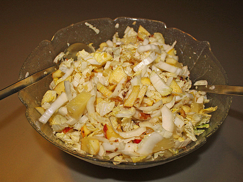Chinakohlsalat mit Ananas und Ingwer von ciperine| Chefkoch