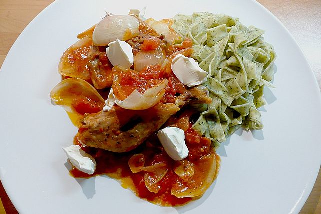 Hähnchenbrust auf Blattspinat mit Koriander - Soße von plumbum| Chefkoch