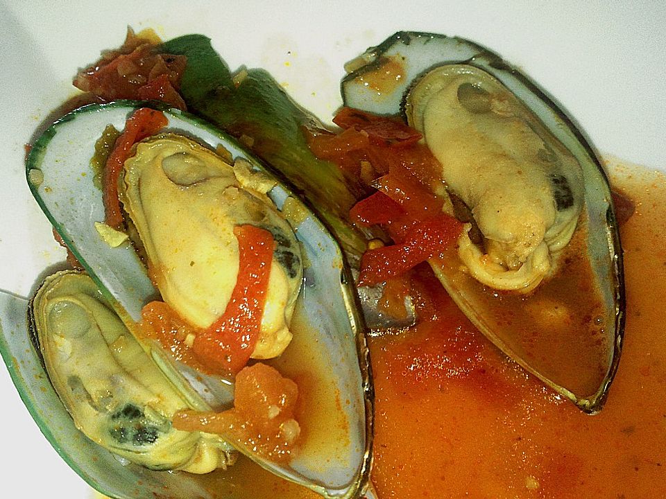 Miesmuscheln in würziger Tomatensauce mit Riesling von wermut| Chefkoch