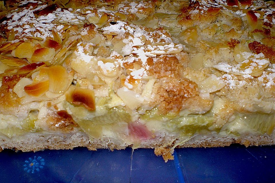 Rhabarber - Pudding - Kuchen