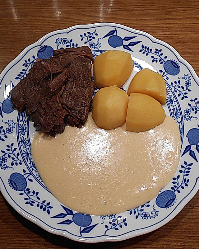 Tafelspitz  mit Bouillonkartoffeln à la Gabi