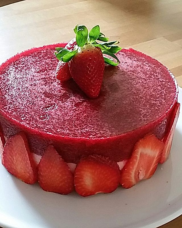 Erdbeermus - Pudding - Torte
