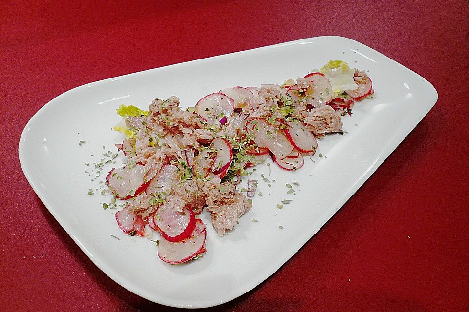 Radieschensalat mit Thunfisch Radieschensalat mit Thunfisch