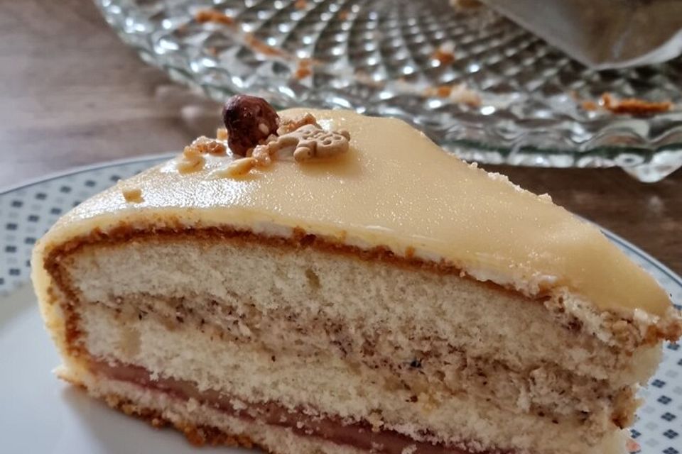 Marzipan - Nuss - Torte