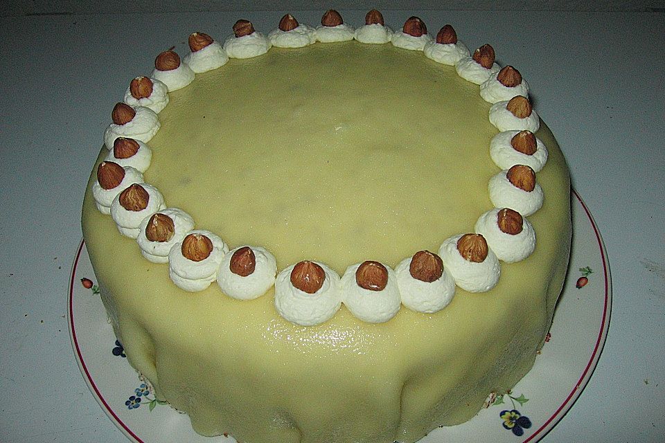 Marzipan - Nuss - Torte