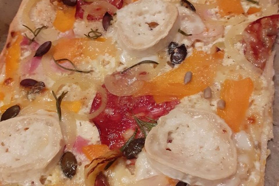 Kürbis - Speck - Flammkuchen Kürbis - Speck - Flammkuchen