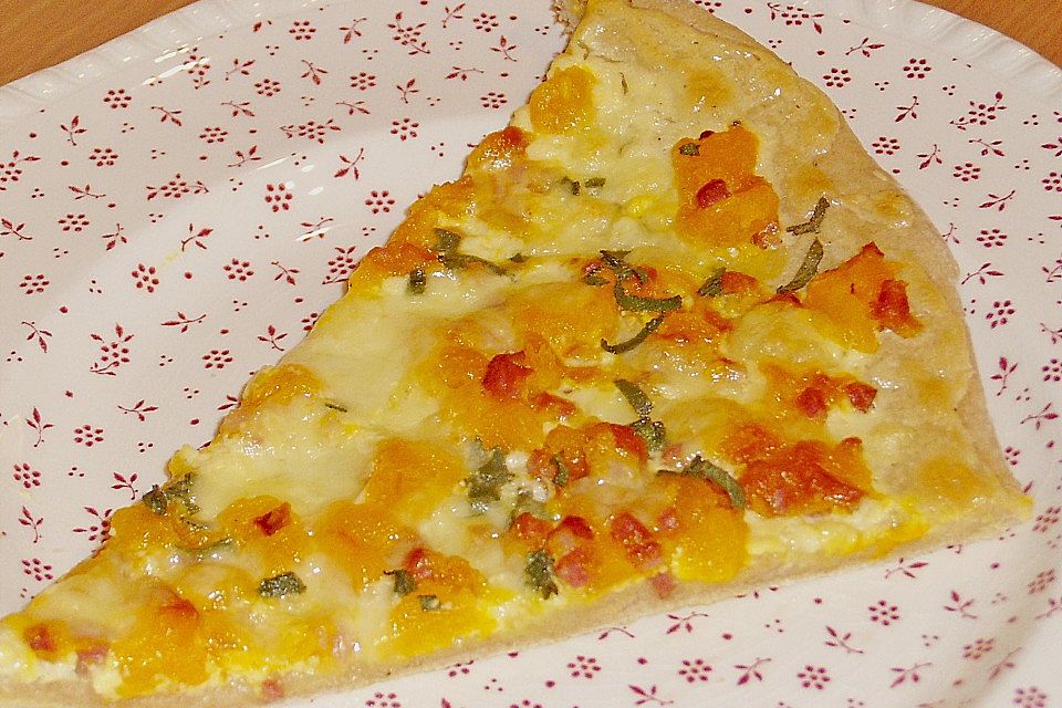 Kürbis - Speck - Flammkuchen Kürbis - Speck - Flammkuchen