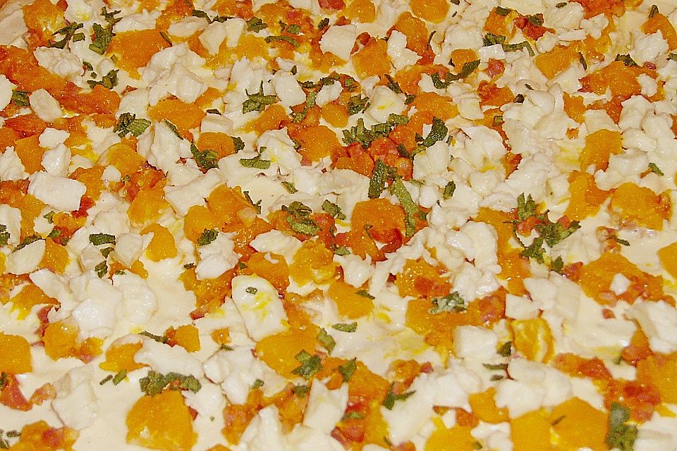 Kürbis - Speck - Flammkuchen Kürbis - Speck - Flammkuchen