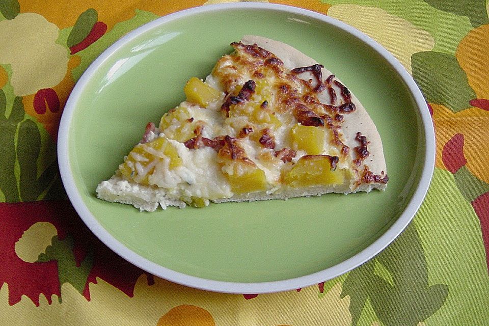 Kürbis - Speck - Flammkuchen Kürbis - Speck - Flammkuchen