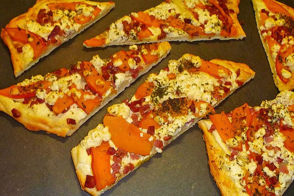 Kürbis - Speck - Flammkuchen Kürbis - Speck - Flammkuchen