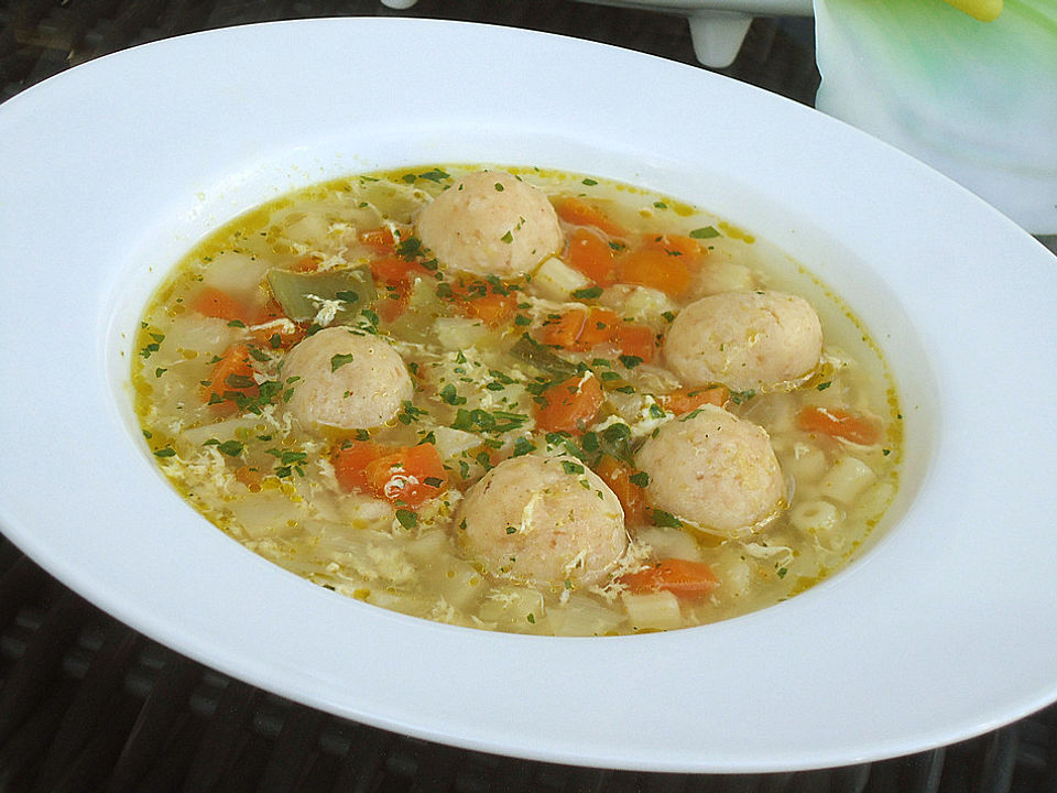 Meine Gemüse-Nudel Suppe von pusteblume083 | Chefkoch
