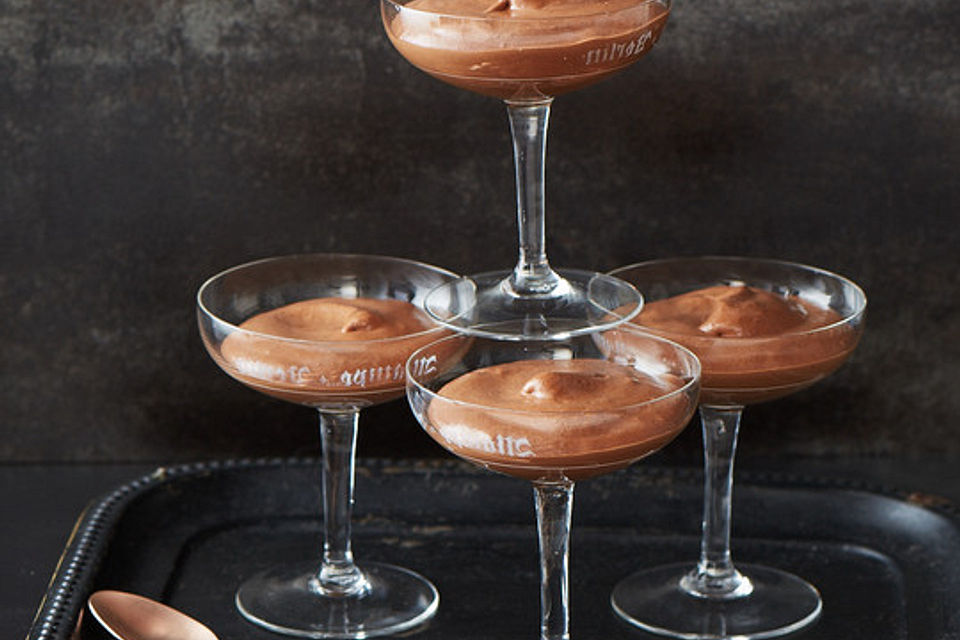 Echtes Mousse au chocolat, ohne Sahne und Rum