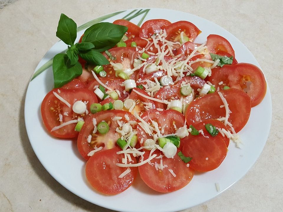 Tomatensalat mit Käse von Sonja| Chefkoch