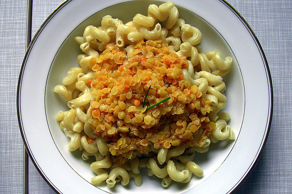 Pasta mit Zitronen - Linsen - Sauce