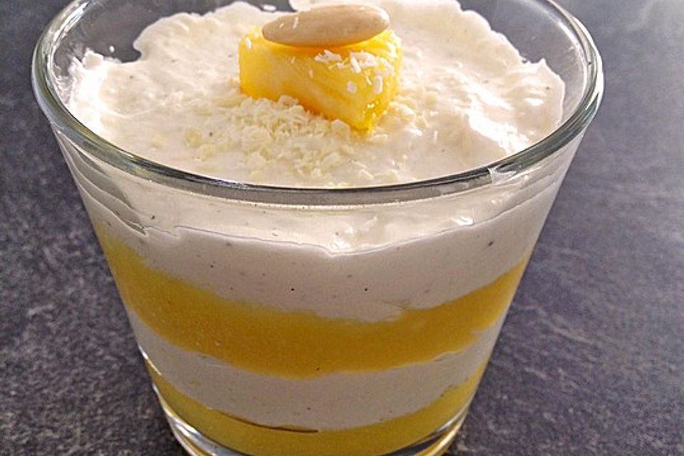 Kokos - Creme mit Ananas - Gelee