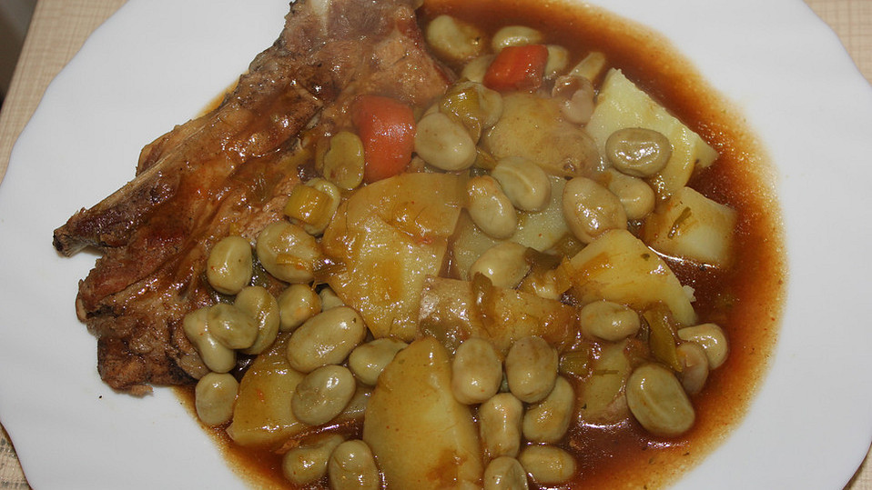 Dicke Rippe mit Bohnen in Soße von rabarbara Dicke Rippe mit Bohnen in Soße von rabarbara