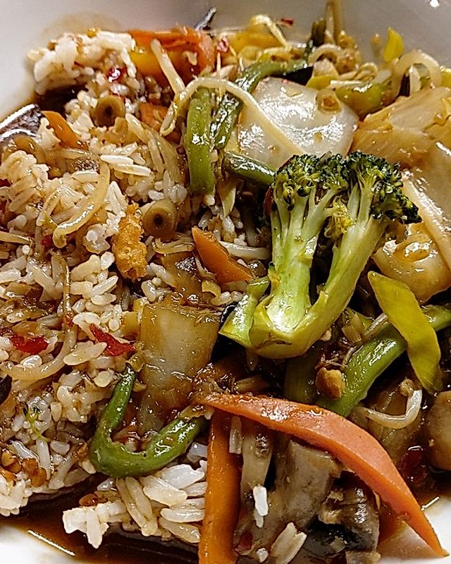 Dunkle China - Gemüse - Sauce zu Reis