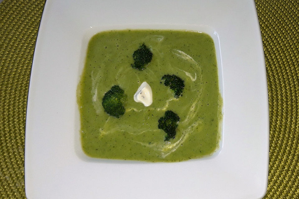 Brokkolisuppe