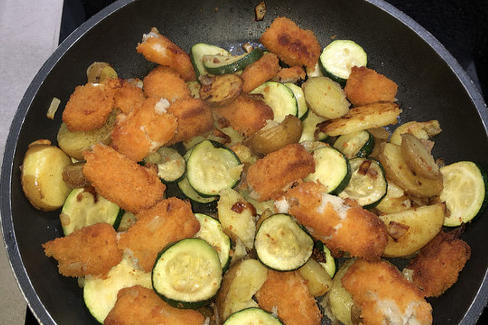 Fischstäbchen - Zucchini - Pfanne