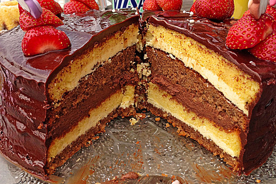 Happy Schoko - Vanille - Torte Happy Schoko - Vanille - Torte
