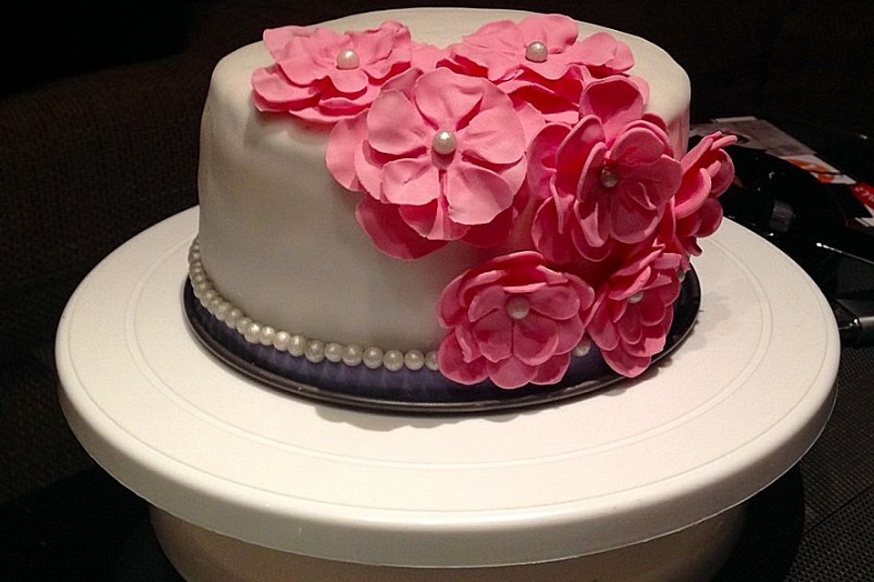 Happy Schoko - Vanille - Torte Happy Schoko - Vanille - Torte
