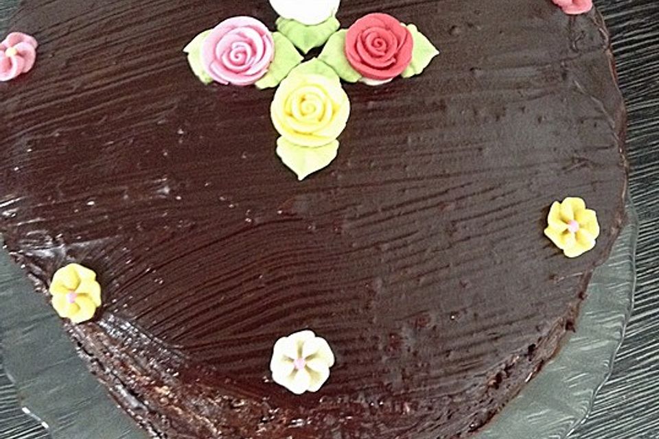 Happy Schoko - Vanille - Torte Happy Schoko - Vanille - Torte