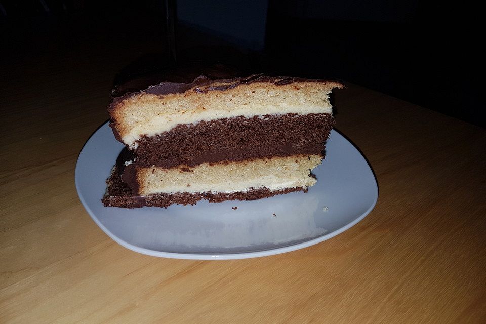 Happy Schoko - Vanille - Torte Happy Schoko - Vanille - Torte