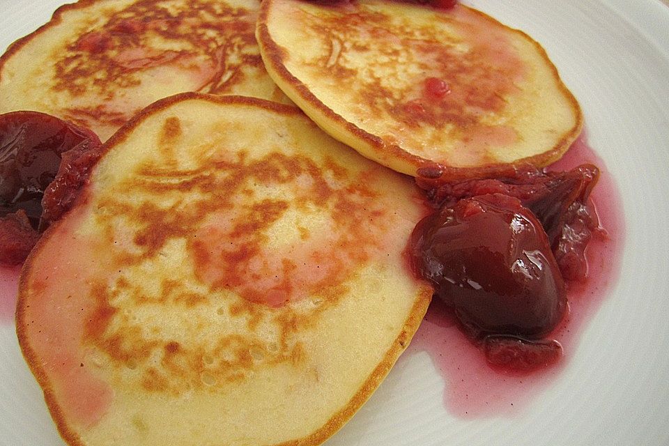 Süße Pfannkuchen mit Quark