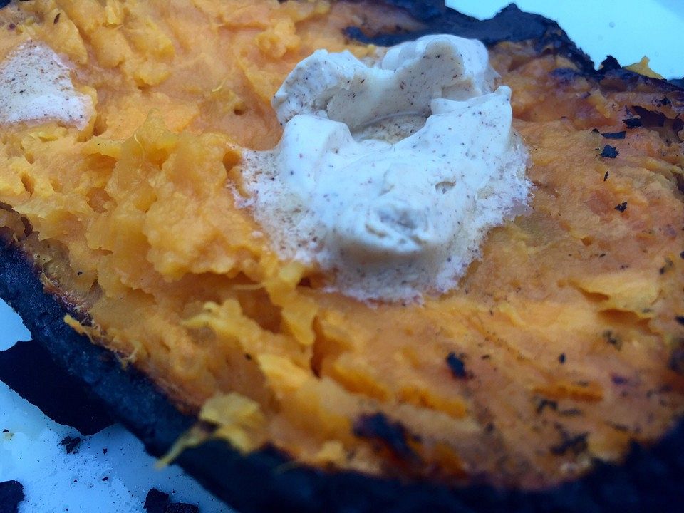 Süßkartoffeln aus der Glut mit Ahornsirup - Zimt - Butter von caponata ...