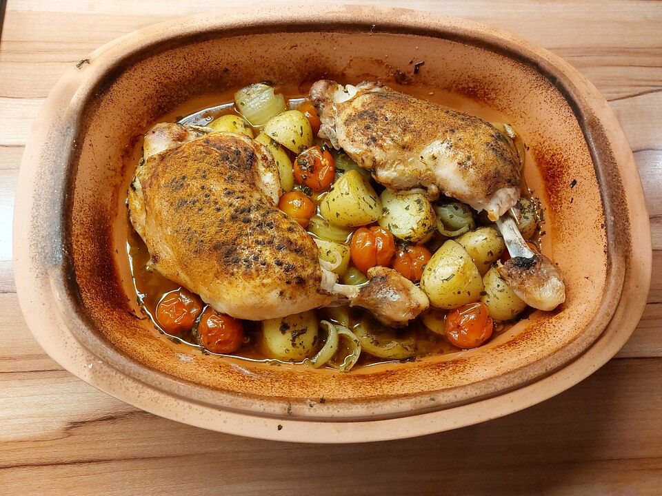 Hähnchen-Tomaten-Zwiebel-Kartoffel-Topf von Ginger88| Chefkoch