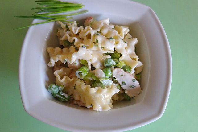 Yvis Nudelsalat mit Hähnchenbrust von marnne2002| Chefkoch