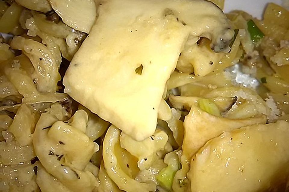 Parpadelle mit Kräuterseitlingen und Thymian