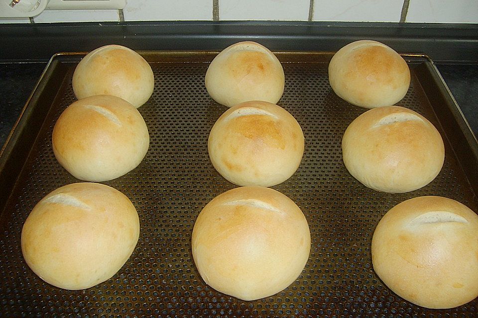 Milchbrötchen