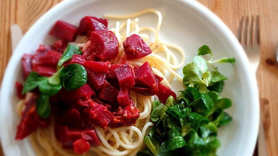 Spaghetti mit Randen-Gorgonzola-Sauce von Trix73