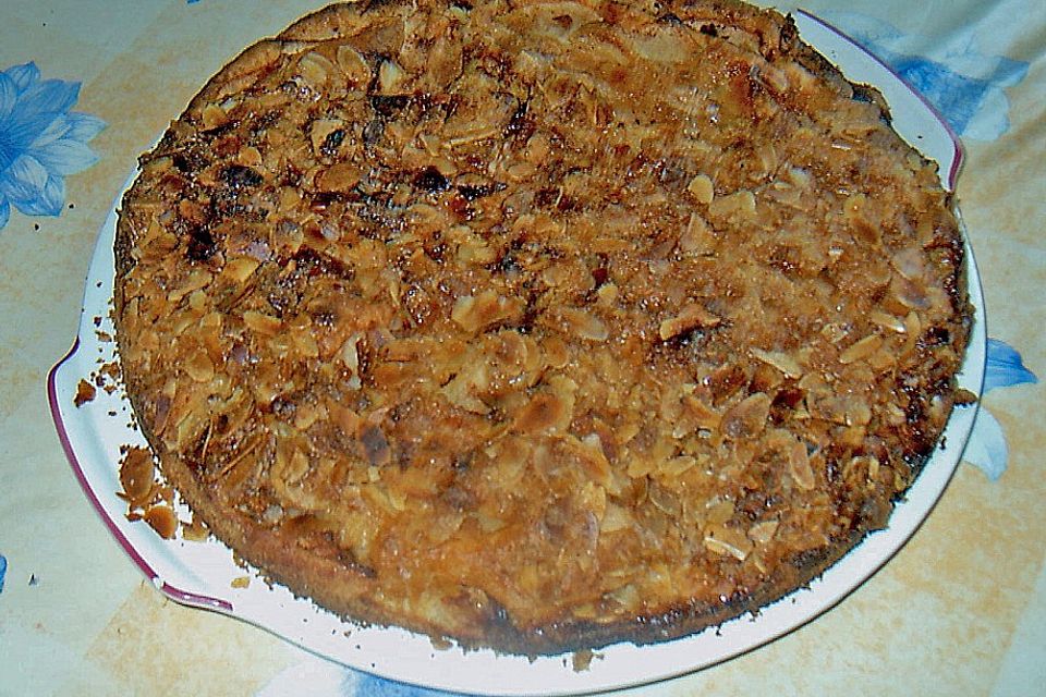 Apfelkuchen mit Mandelkruste