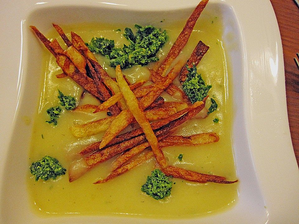 Kartoffelsuppe mit Rucola - Pesto von GourmetKathi| Chefkoch