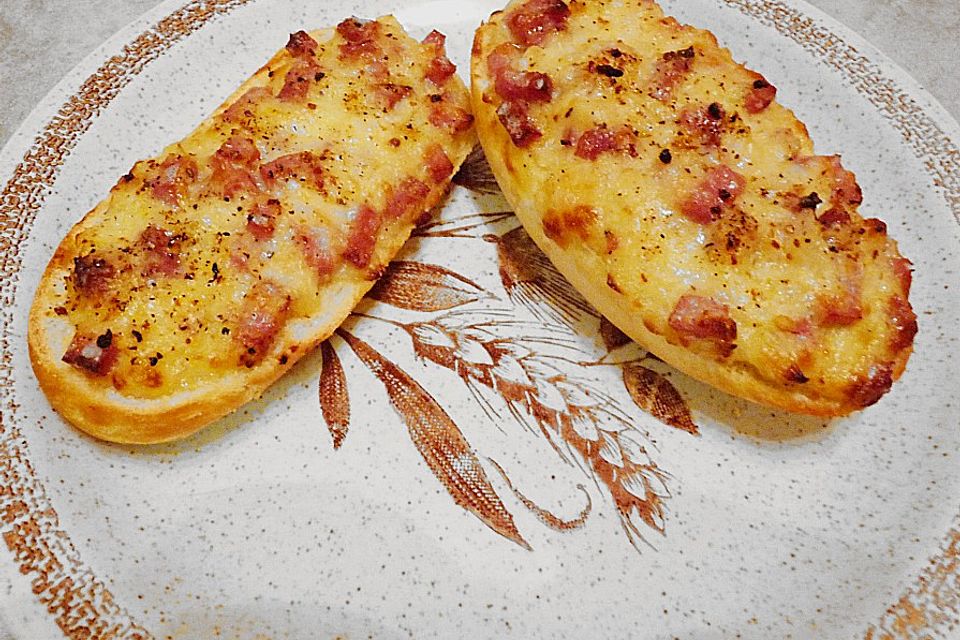 Zwiebelkuchen-Schnitte 'moderne Art'