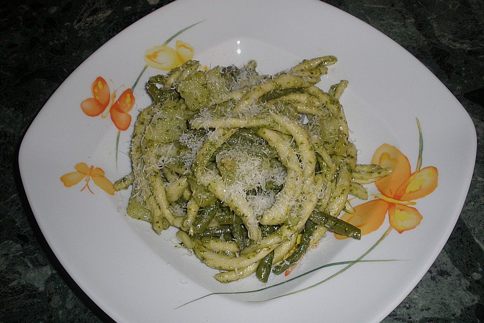 Pasta alla genovese