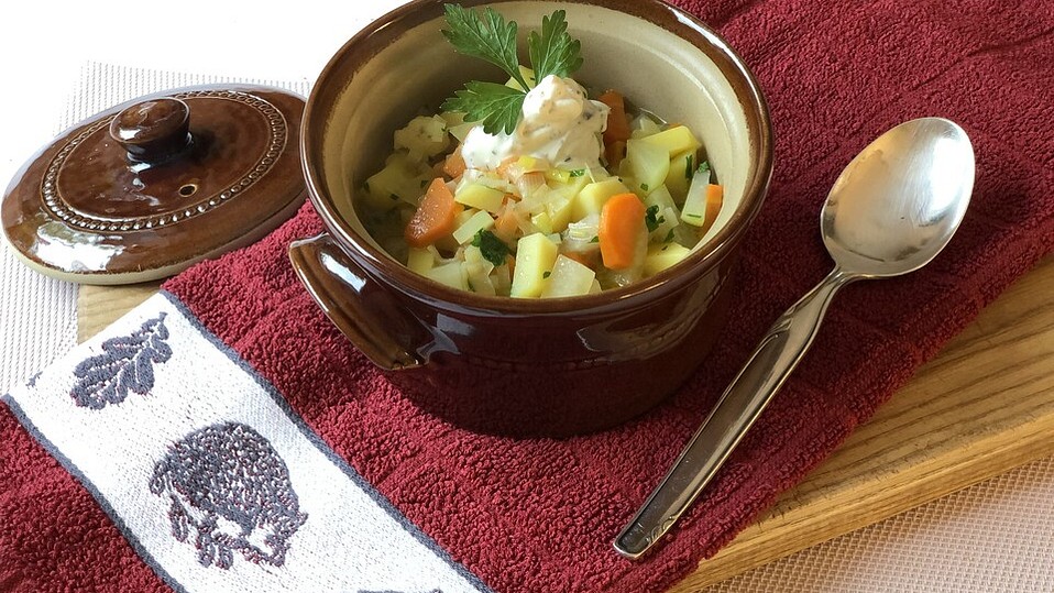 Leckere Gemüsesuppe nach Art von Opa Alois von zwergenmuomi Leckere Gemüsesuppe nach Art von Opa Alois von zwergenmuomi