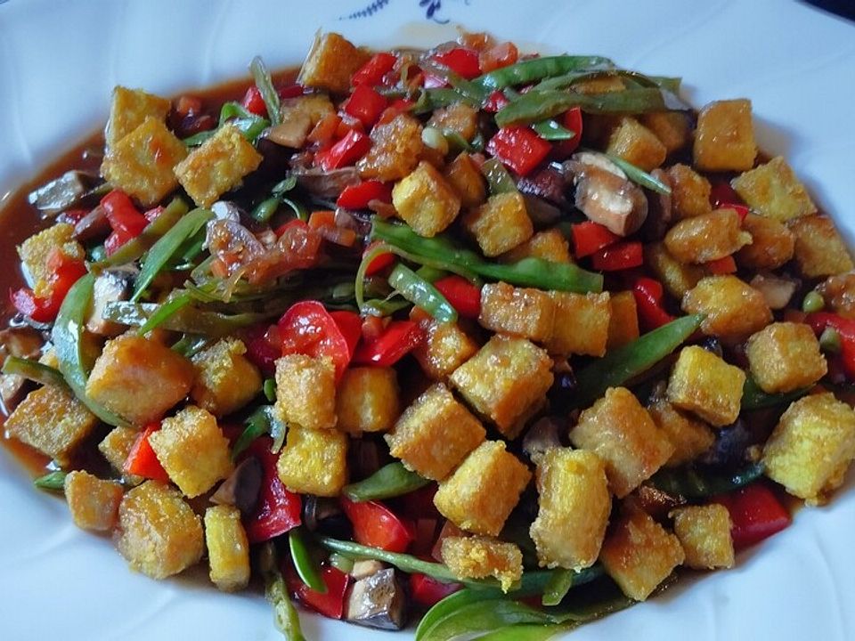 Asiatisches Wok-Gemüse mit Tofu von katzemurna| Chefkoch