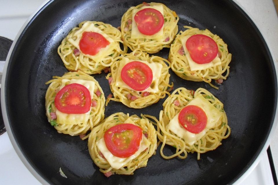 Spaghettinester in Muffinform